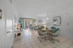 Picture of 708 Tamiami Trail S Unit 120, Venice, FL 34285
