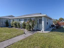 Picture of 1015 Beach Manor Circle Unit 53, Venice, FL 34285