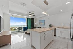 Picture of 11500 Gulf Boulevard Unit 610, St Petersburg, FL 33706