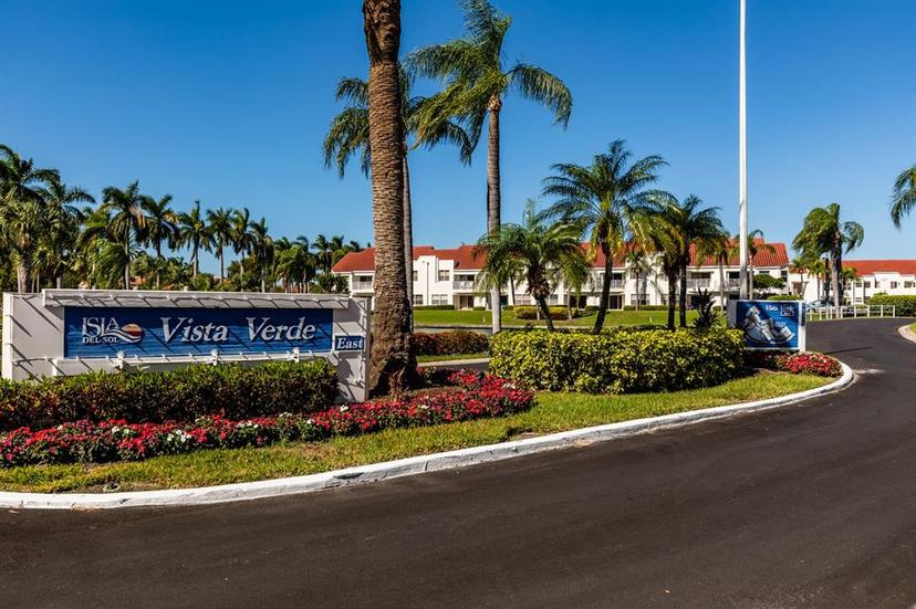 Picture of 6011 Bahia Del Mar Boulevard Unit 150, St Petersburg FL 33715