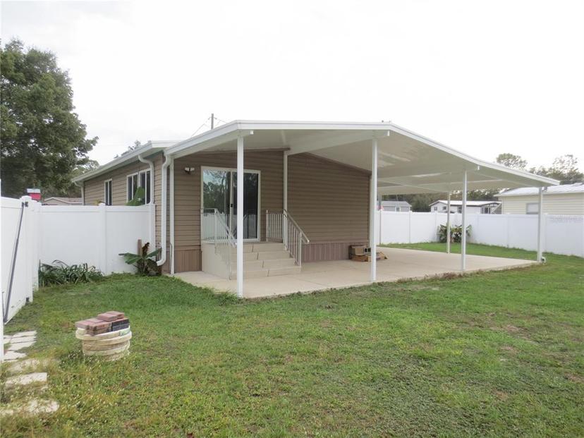Picture of 18945 SE 55Th Place, Ocklawaha FL 32179