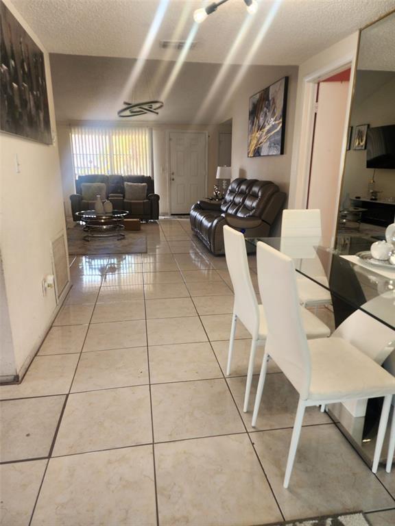 Picture of 6803 Middlewood Court, Tampa FL 33634