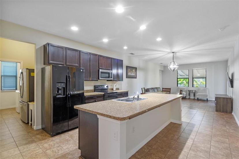 Picture of 9342 Oglethorpe Drive, Groveland FL 34736