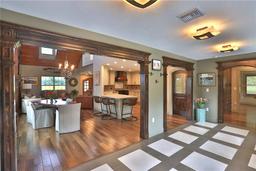 Picture of 19431 NE 17Th Place, Williston, FL 32696