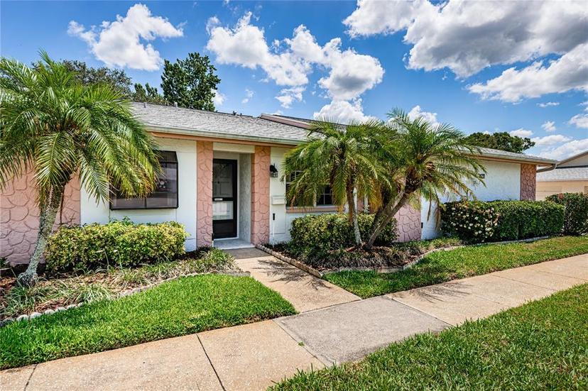 Picture of 3420 Stonehaven Court E Unit D, Palm Harbor FL 34684