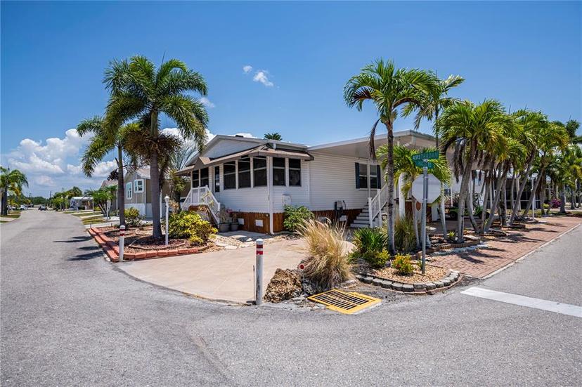 Picture of 29 Amsterdam, Punta Gorda FL 33950