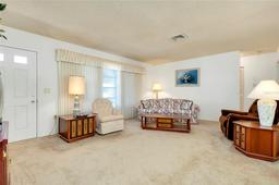 Picture of 472 Circlewood Drive Unit L9, Venice, FL 34293