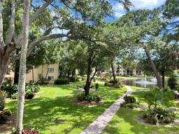 Picture of 315 30Th Avenue W Unit B207, Bradenton, FL 34205