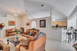 Picture of 2531 Palmetto Ridge Circle, Apopka, FL 32712
