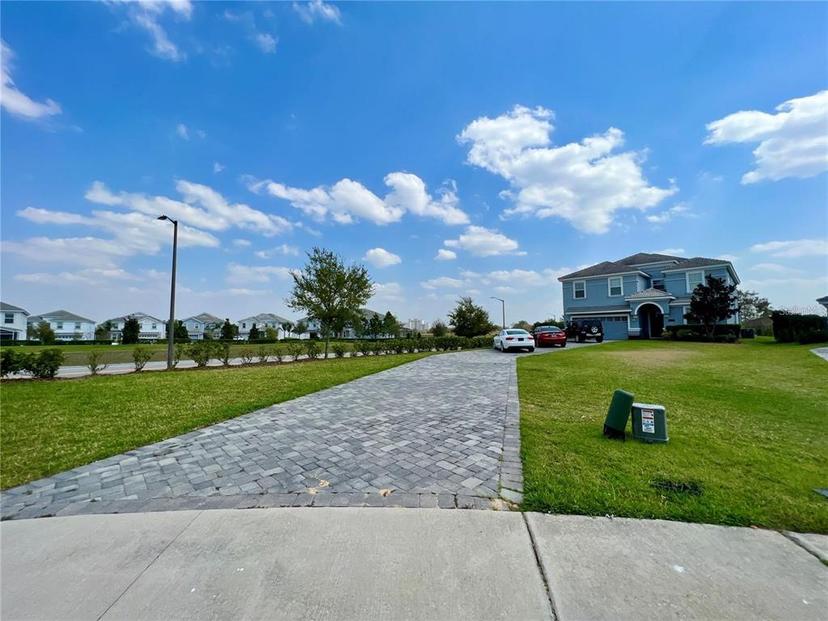 Picture of 1706 Moon Valley Drive, Davenport FL 33896