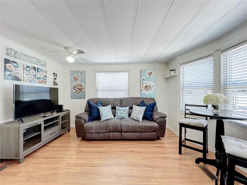 Picture of 251 Patterson Road Unit C8, Haines City FL 33844