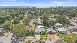 Picture of 536 Riviera Street, Venice, FL 34285