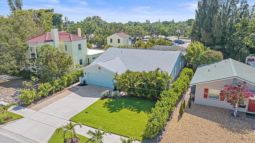 Picture of 536 Riviera Street, Venice FL 34285