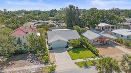 Picture of 536 Riviera Street, Venice, FL 34285
