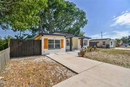 Picture of 5061 Jasmine Circle, St Petersburg, FL 33714