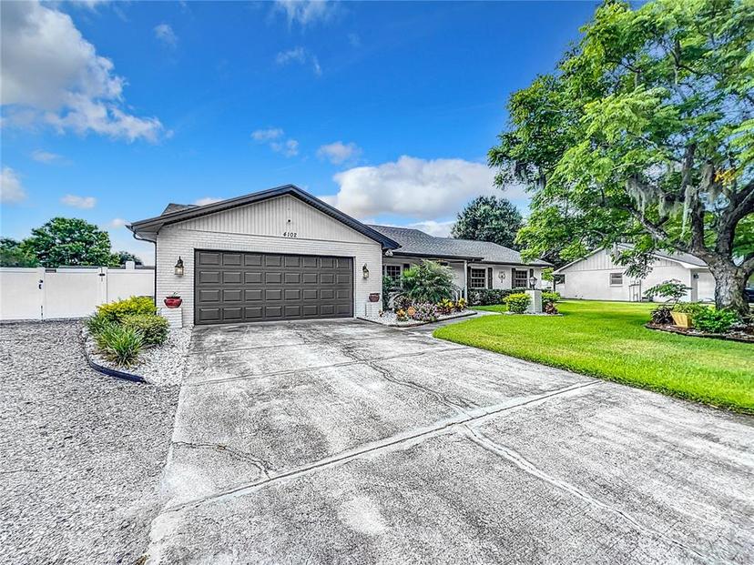 Picture of 4102 Stonehenge Road, Mulberry FL 33860