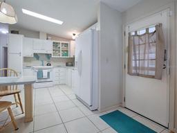 Picture of 1550 Hillcrest Drive, The Villages, FL 32159