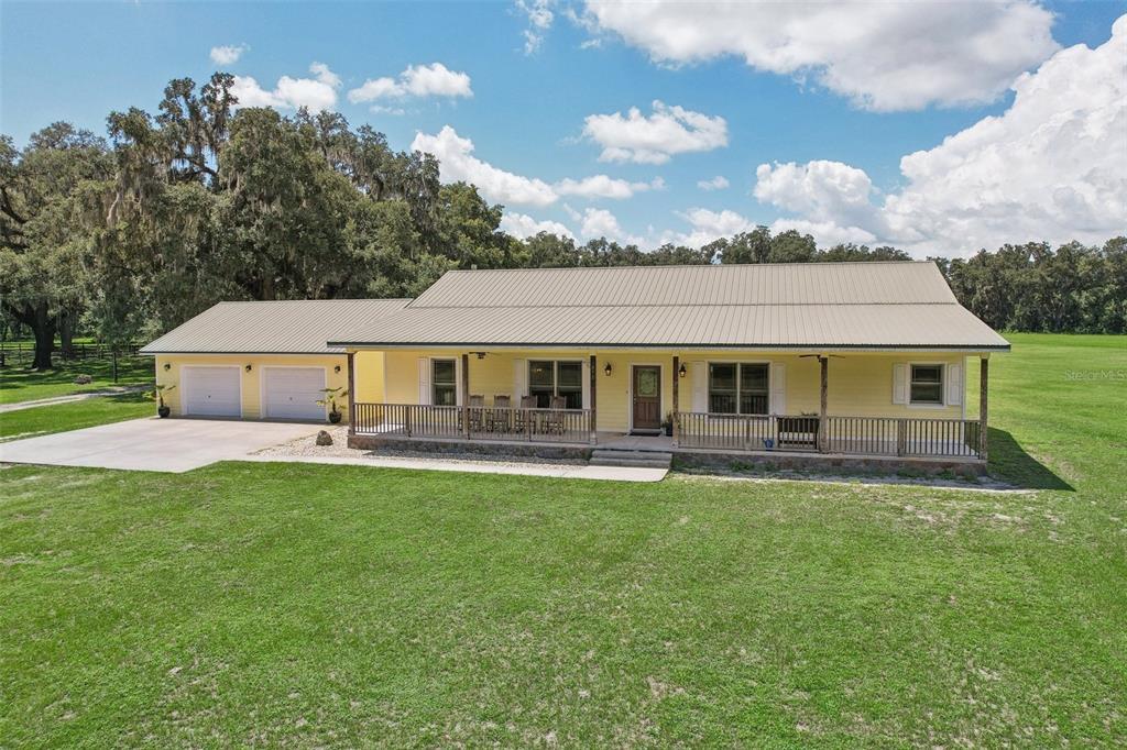 Picture of 975 Cr 542E, Bushnell, FL 33513