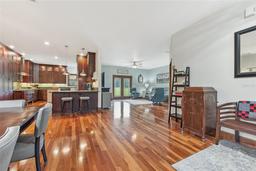 Picture of 975 Cr 542E, Bushnell, FL 33513
