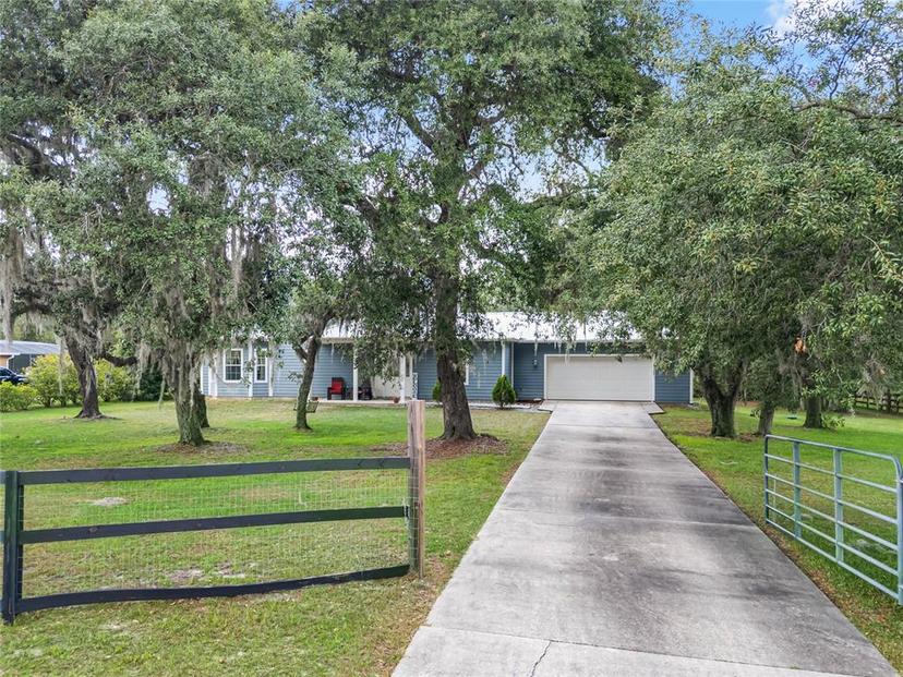 Picture of 6333 Pompano Drive, Clermont FL 34714