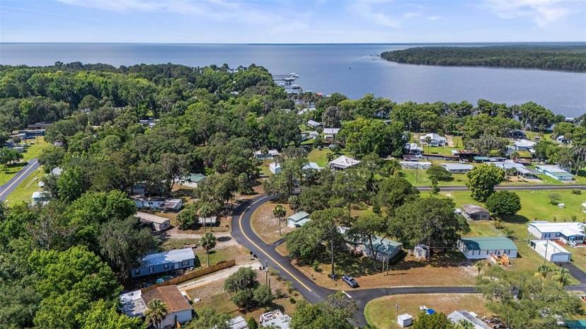Picture of 155 S Lake George Drive, Georgetown FL 32139