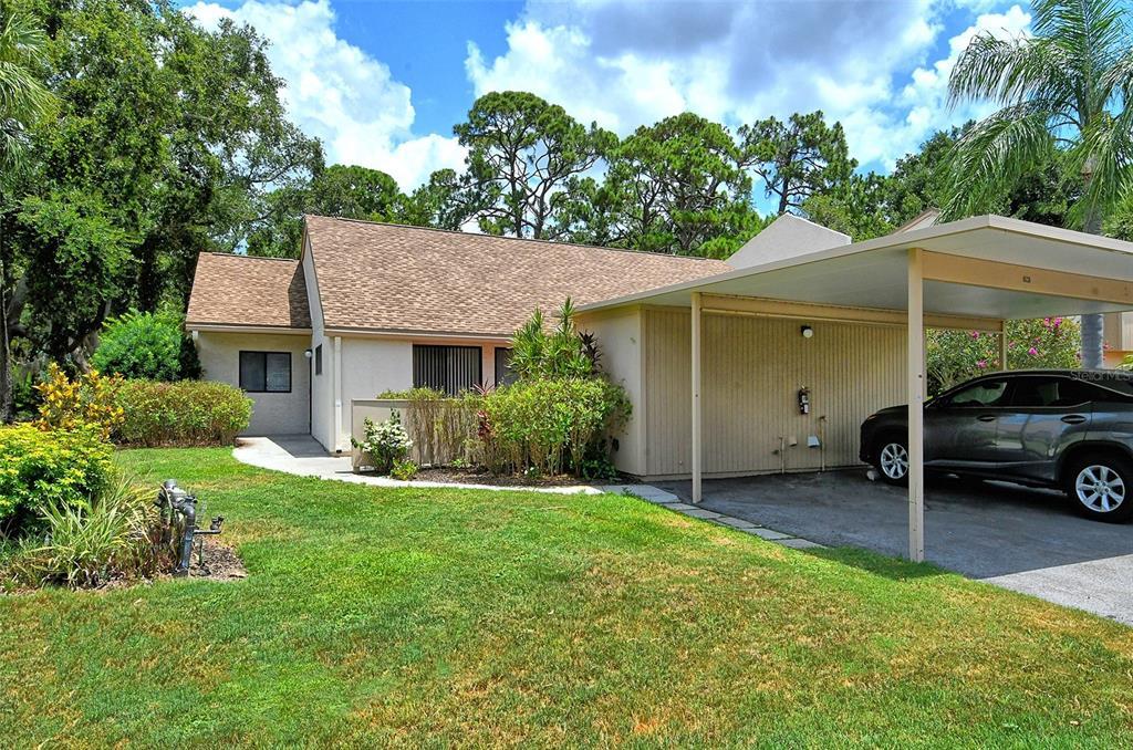 Picture of 704 Bird Bay Circle Unit 35, Venice, FL 34285
