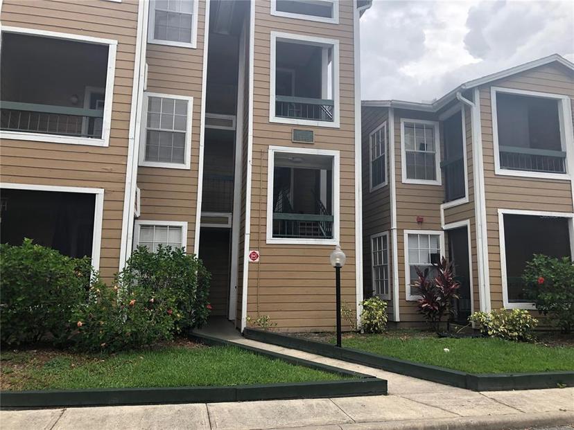 Picture of 5530 Chrishire Way Unit D212, Orlando FL 32822