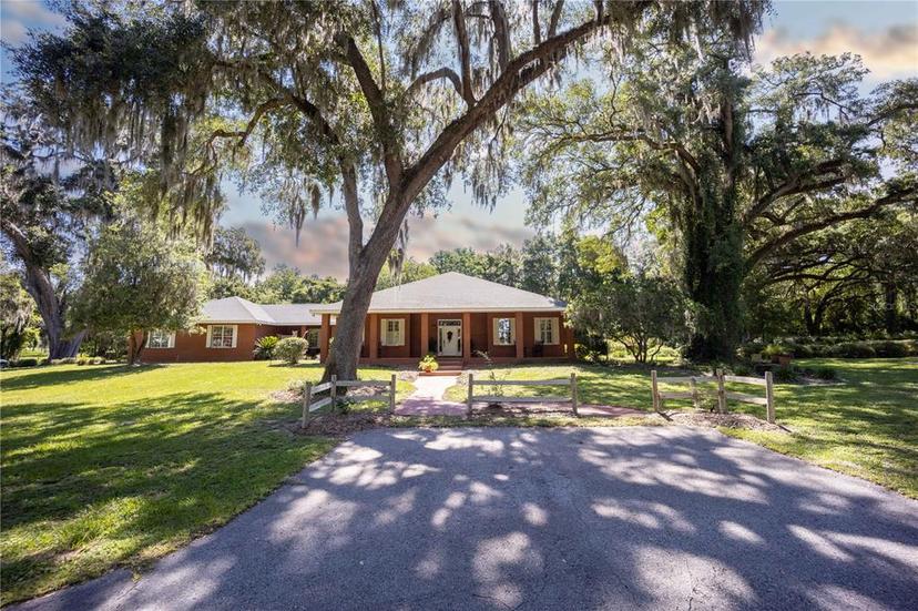 Picture of 3554 County Road 216, Oxford FL 34484