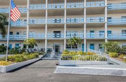 Picture of 2850 59Th Street S Unit 204, Gulfport, FL 33707