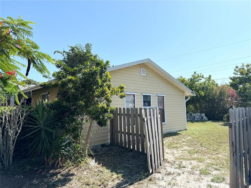 Picture of 2703 NE Spruce Ridge Avenue, Jensen Beach FL 34957