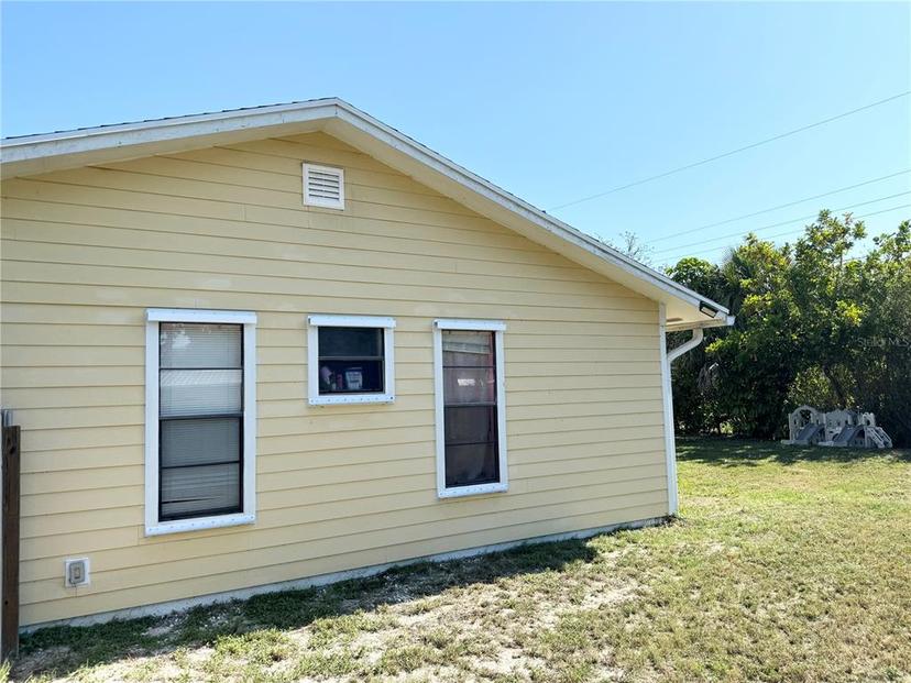 Picture of 2703 NE Spruce Ridge Avenue, Jensen Beach FL 34957