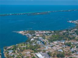 Picture of 65 Beverly Circle, Englewood, FL 34223
