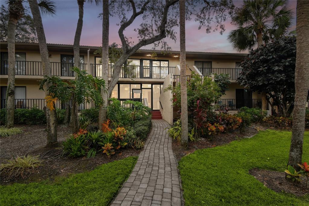 Picture of 3438 Wood Owl Circle Unit 275, Bradenton, FL 34210