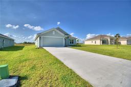 Picture of 4073 Tullamore Lane, Auburndale, FL 33823