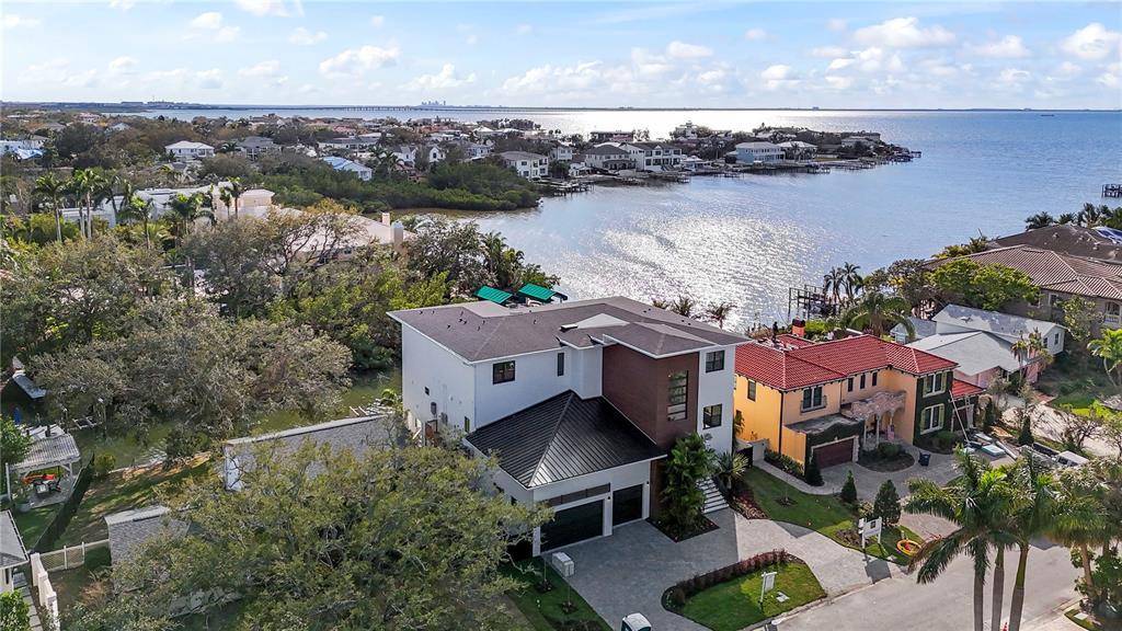 Picture of 5006 W San Miguel Street, Tampa, FL 33629