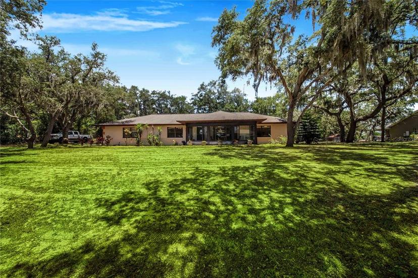 Picture of 8881 Cypresswood Drive, Lake Wales FL 33898