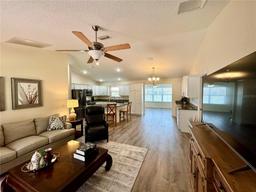 Picture of 12046 NE 51St Circle, Oxford, FL 34484