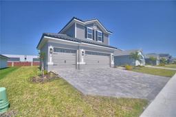 Picture of 4676 Grandview Glen Drive, Auburndale, FL 33823