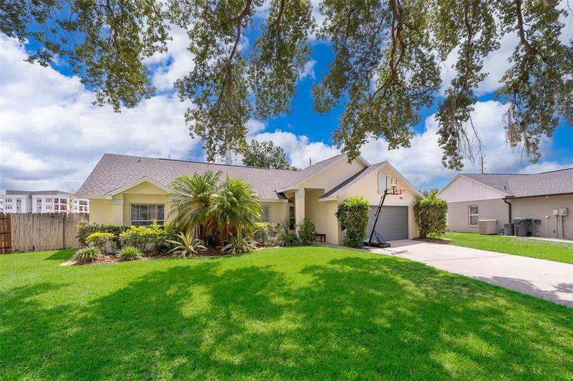 Picture of 132 Robbins Rest Circle, Davenport FL 33896