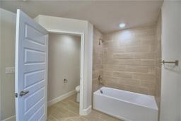 Picture of 4687 Grandview Glen Drive, Auburndale, FL 33823