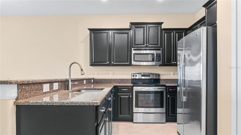 Picture of 8940 Azalea Sands Lane Unit 8940, Davenport FL 33896