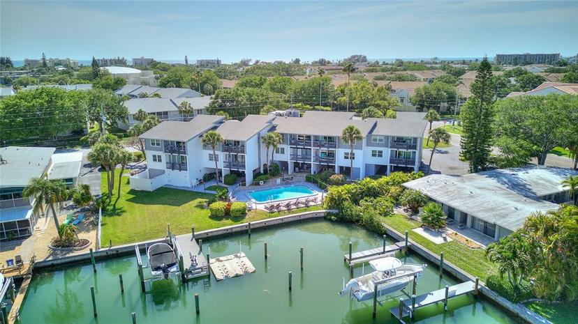 Picture of 12055 3Rd Street E Unit 101, Treasure Island FL 33706