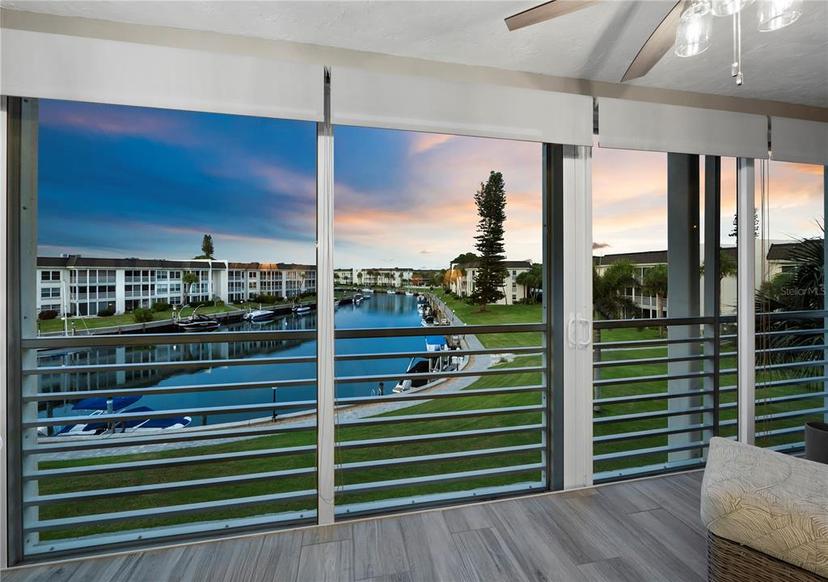 Picture of 4350 Chatham Drive Unit E307, Longboat Key FL 34228