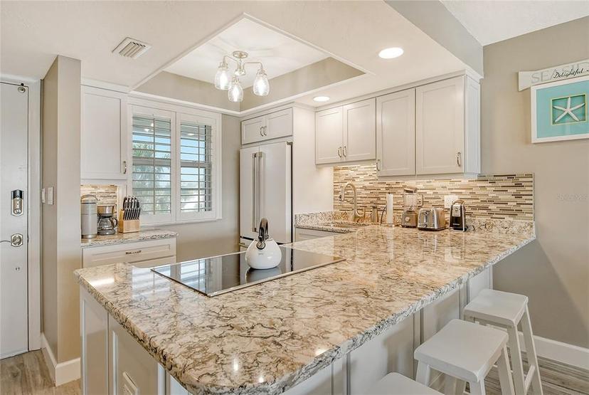 Picture of 4350 Chatham Drive Unit E307, Longboat Key FL 34228