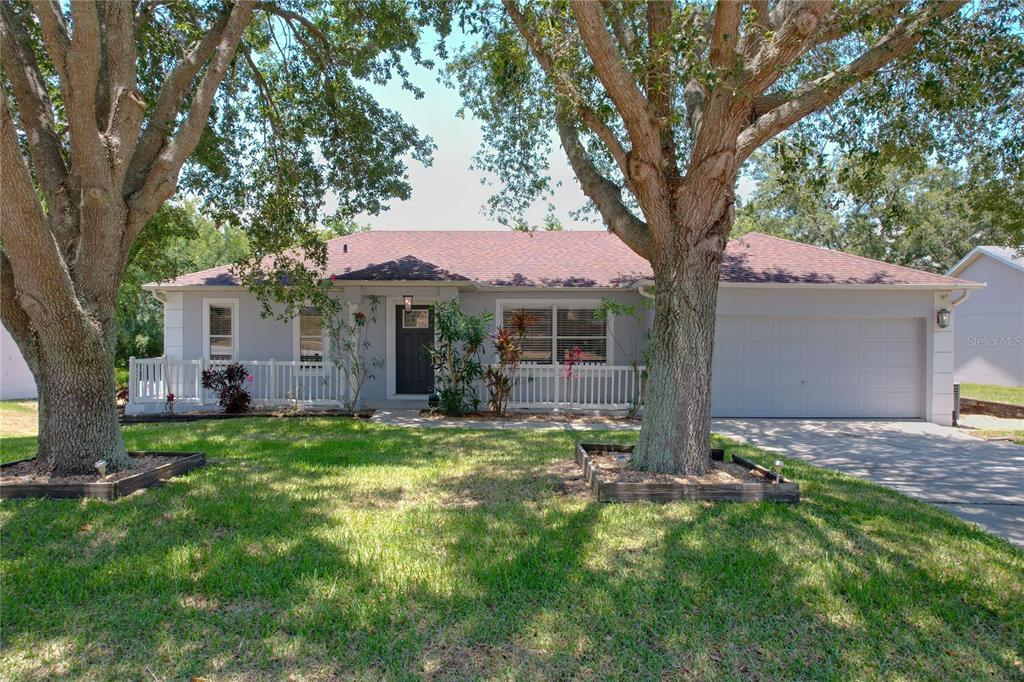 Picture of 831 Scenic View Circle, Minneola, FL 34715