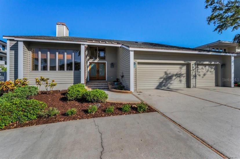 Picture of 526 Belle Isle Avenue, Belleair Beach FL 33786