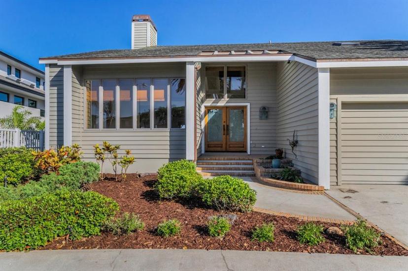Picture of 526 Belle Isle Avenue, Belleair Beach FL 33786