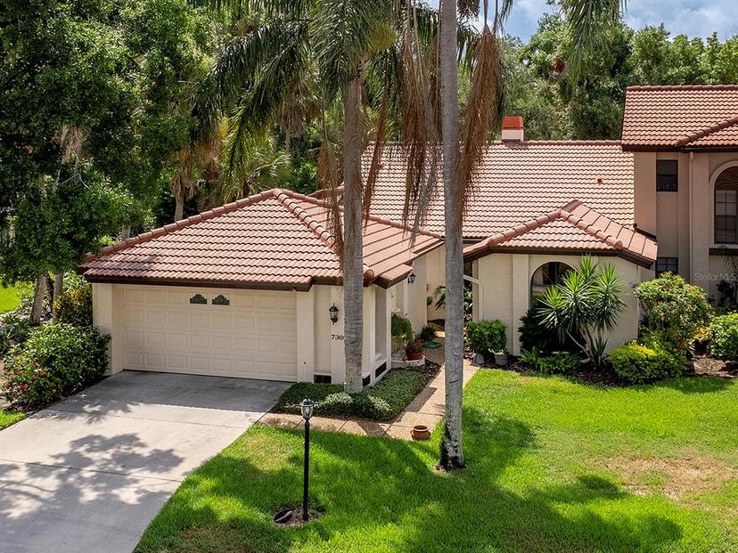 Picture of 7360 Oak Moss Drive Unit 4, Sarasota FL 34241
