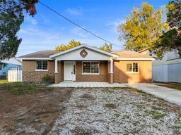 Picture of 13912 Sommers Avenue, Hudson, FL 34667