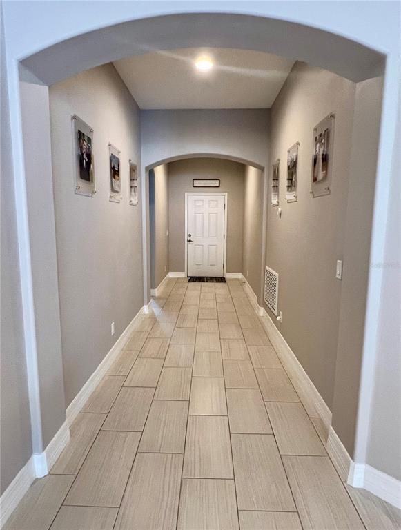 Picture of 4801 Cypress Club Place, Tampa FL 33624